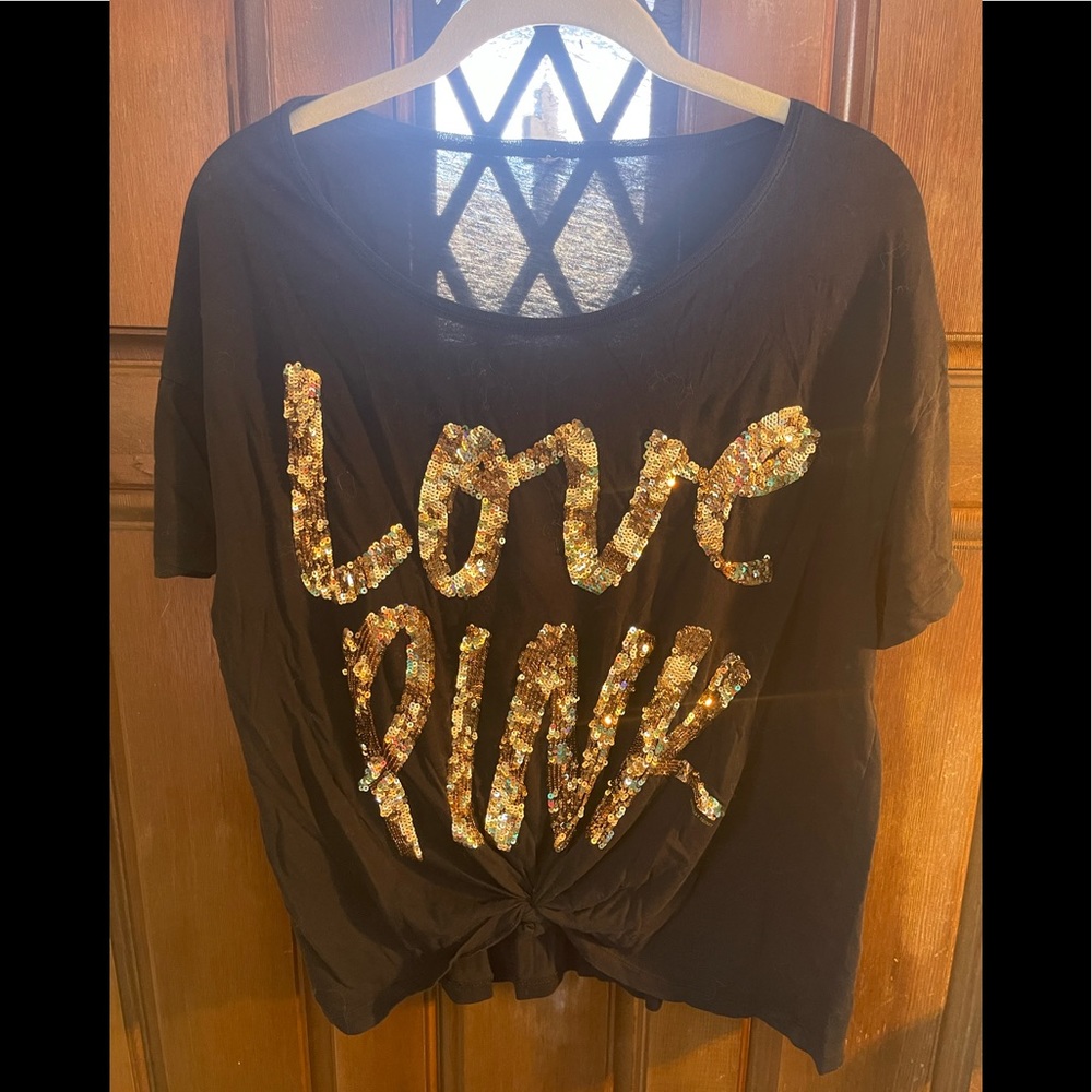 COPY - Very vintage Victorias Secret “Love Pink” black tee with gold sequins